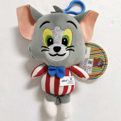 Hanging Tom